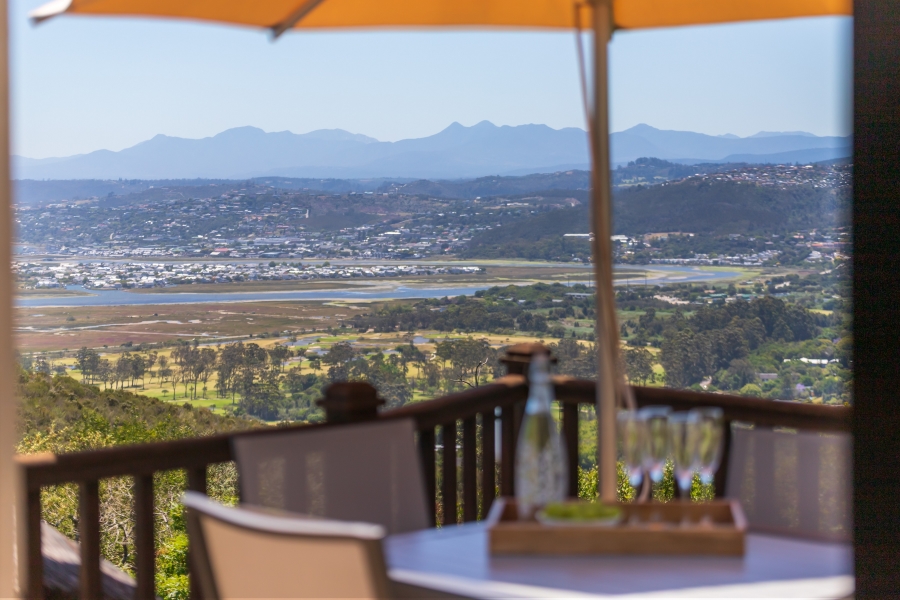 5 Bedroom Property for Sale in Pezula Golf Estate Western Cape